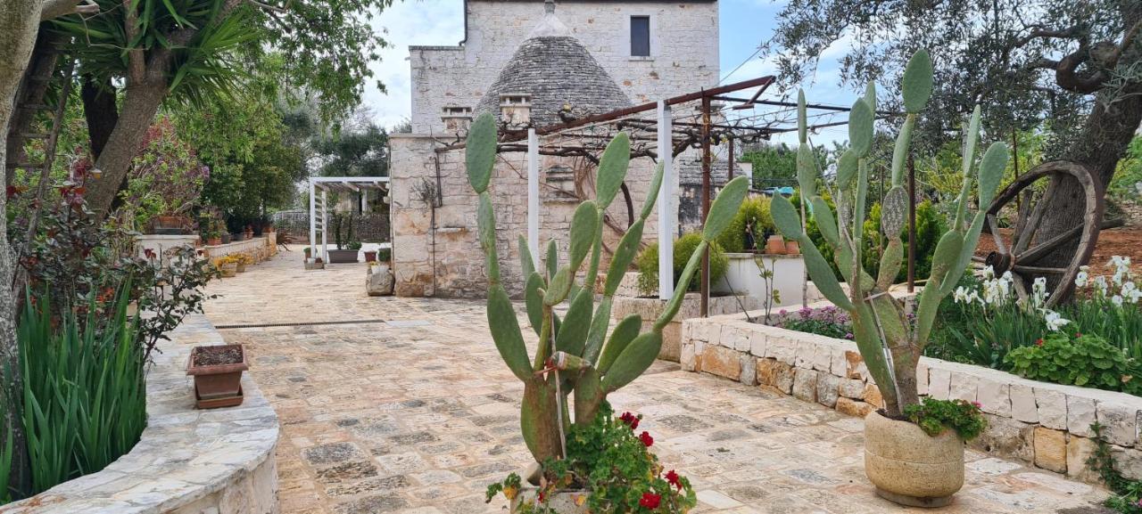 Il Trullo Di Nonna Lella Guest House Castellana Grotte Bagian luar foto