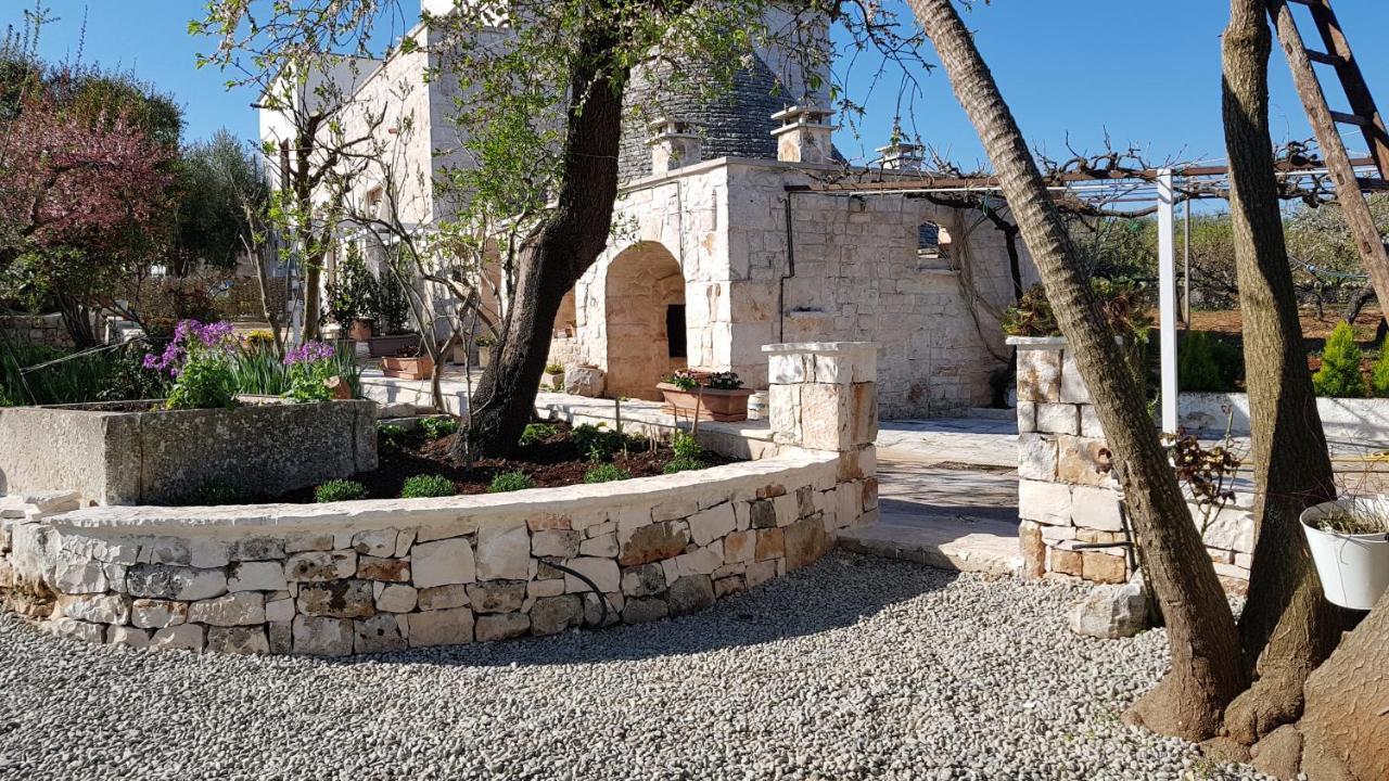 Il Trullo Di Nonna Lella Guest House Castellana Grotte Bagian luar foto