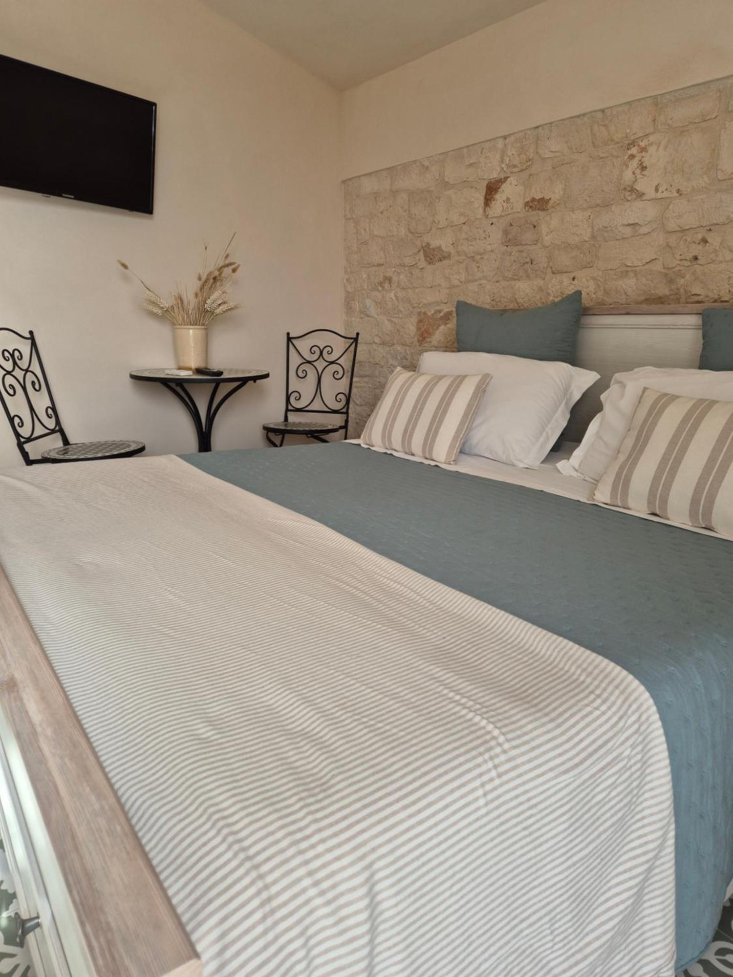 Il Trullo Di Nonna Lella Guest House Castellana Grotte Bagian luar foto