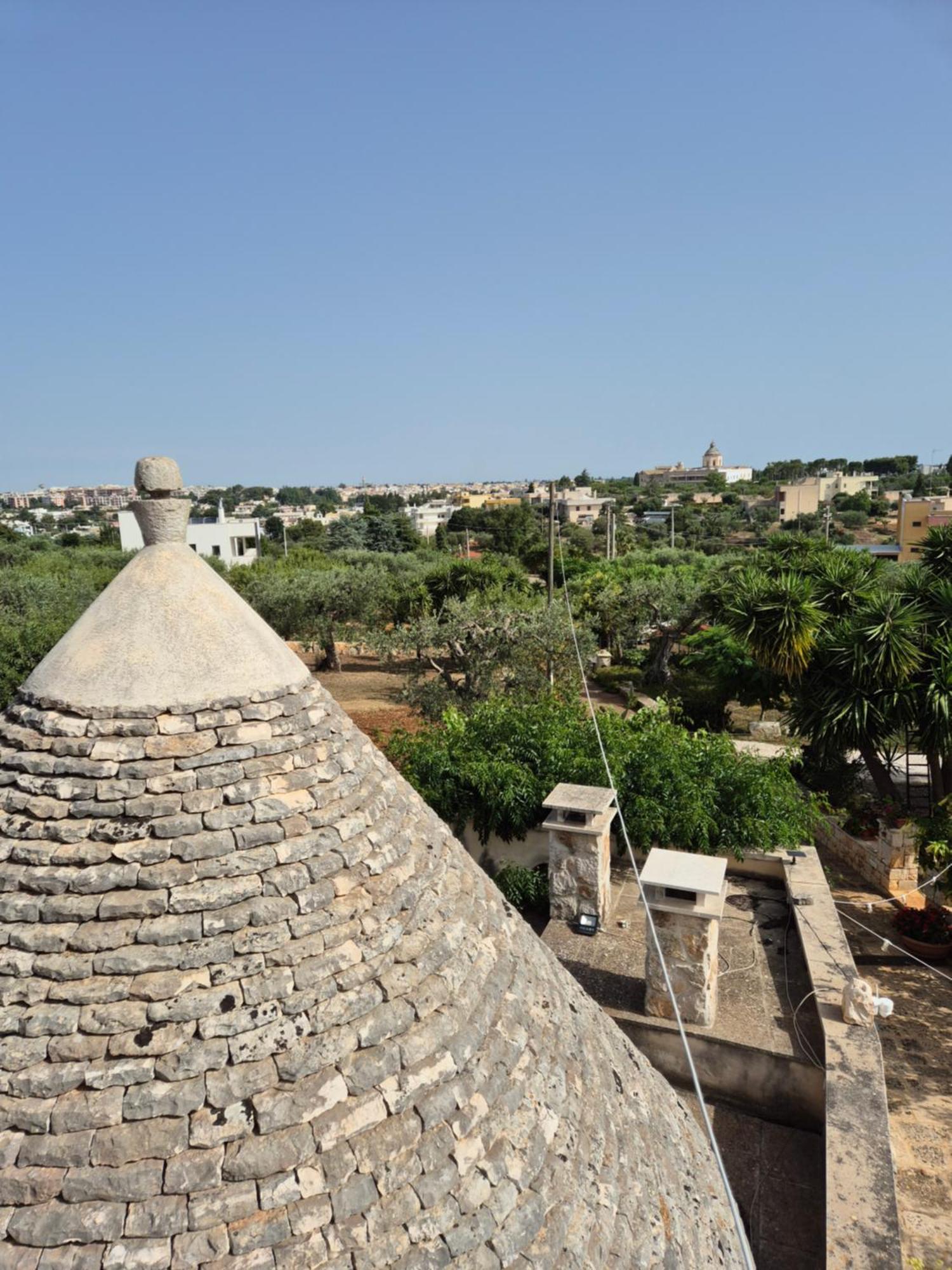 Il Trullo Di Nonna Lella Guest House Castellana Grotte Bagian luar foto