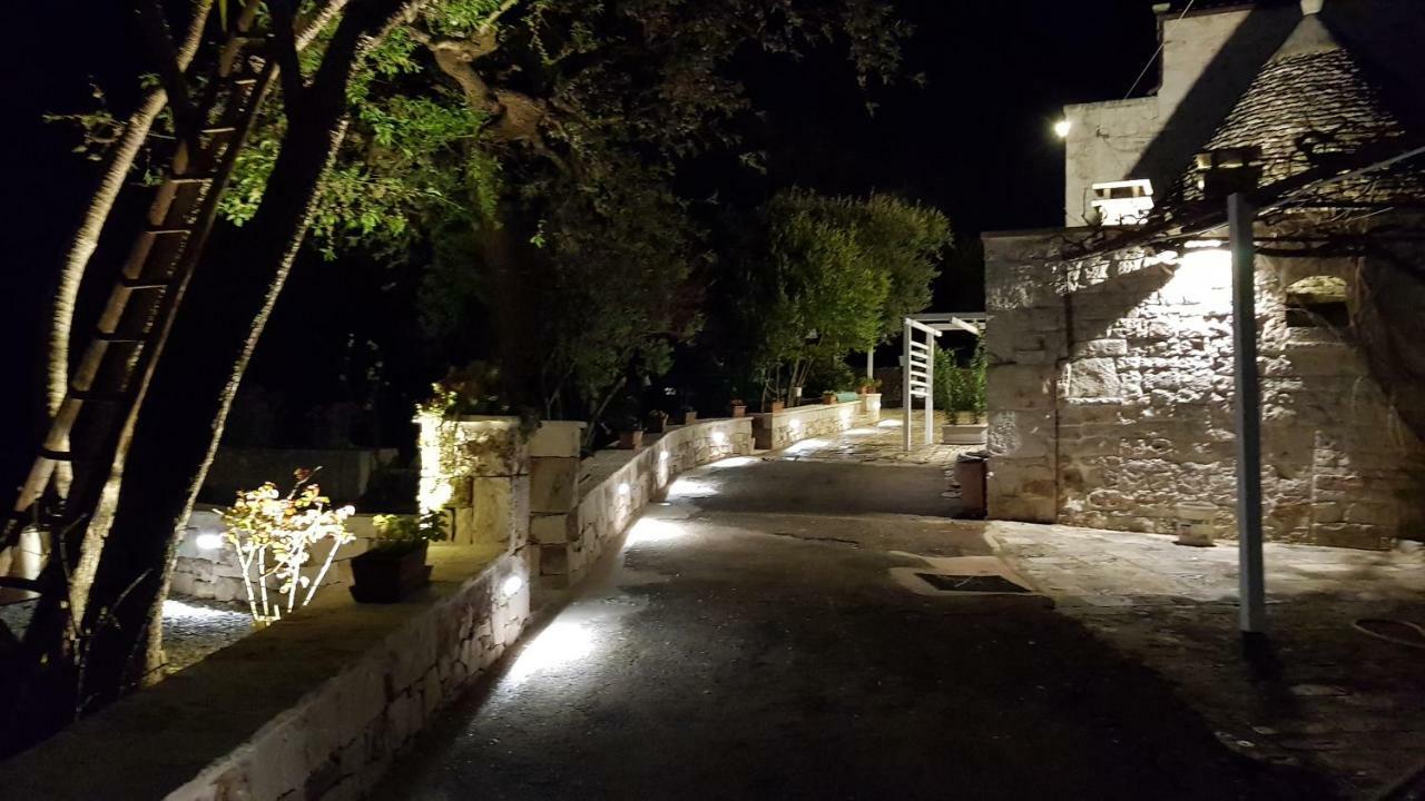 Il Trullo Di Nonna Lella Guest House Castellana Grotte Bagian luar foto