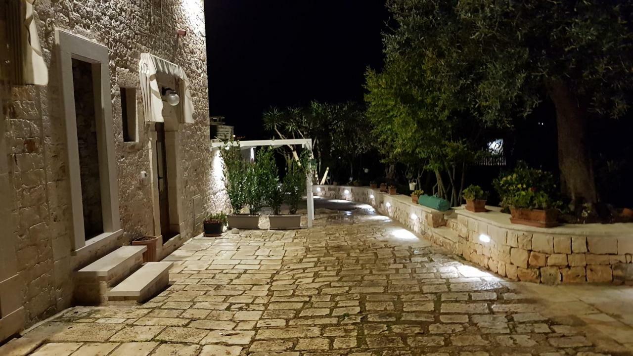 Il Trullo Di Nonna Lella Guest House Castellana Grotte Bagian luar foto